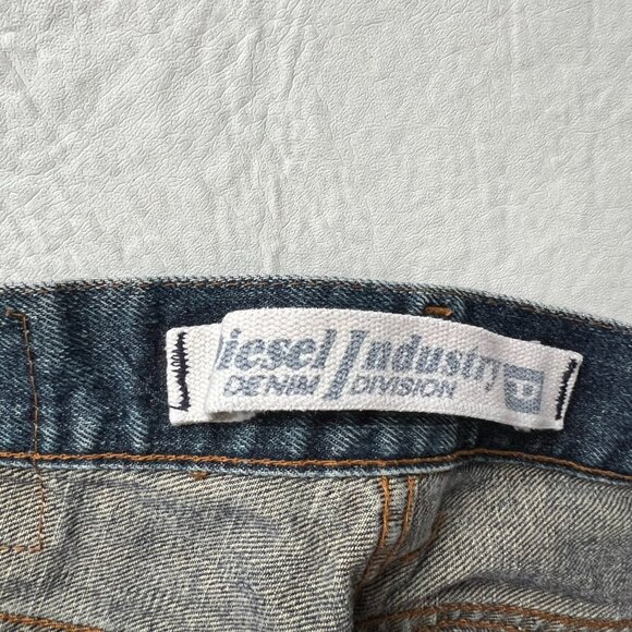 Diesel jeans straight leg size 38 38x30 button fly distressed denim 100% cotton - Picture 6 of 6